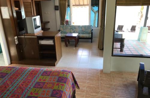 Maret Hotel | Sunrise Bungalow