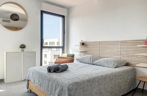 La Joliette Apartment | Sunrise du Panier - Climatisation & Central - Les Frères de la Loc'