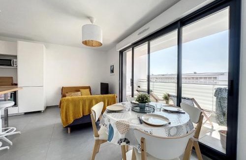 La Joliette Apartment | Sunrise du Panier - Climatisation & Central - Les Frères de la Loc'