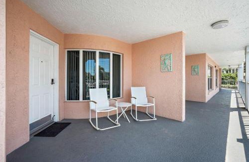 St. Pete Beach House | Sunrise Resort 210