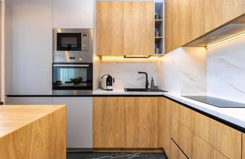 Plovdiv Center Apartment | Sunset 2BR Apartment Parking included