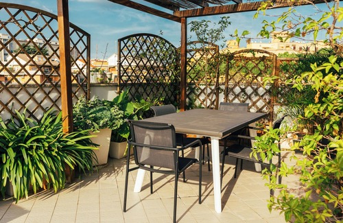 Zona I Val Melaina Apartment | Sunset Apartment - One Bedroom Apartment, Sleeps 3