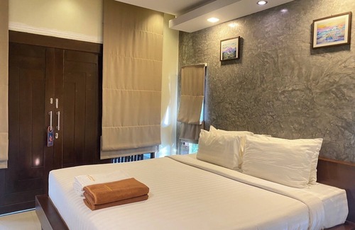 Haad Rin Hotel | Sunset Beach Villas