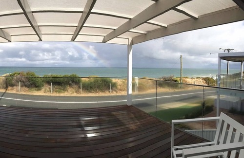 Halls Head Villa | SUNSET DECK AT HALLS HEAD, MANDURAH