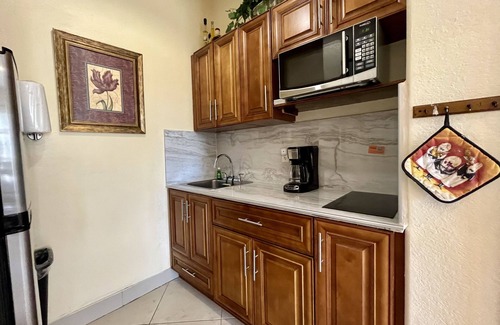 Rural Estates House | Sunset Hide A Way -All Inclusive on the Water