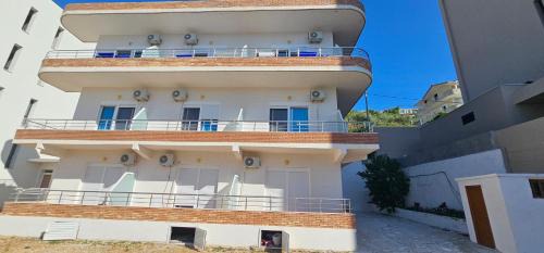 Vlore Hotel | Sunset Hotel Roza