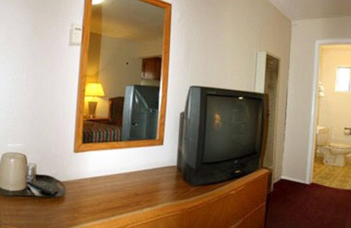 West Sacramento Hotel | Sunset Inn and Suites