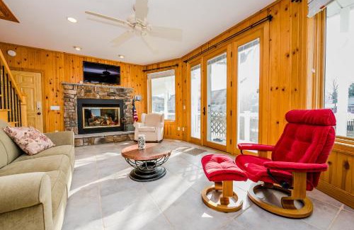 South Haven House | Sunset Kisses- Beachfront Luxury vacation rental