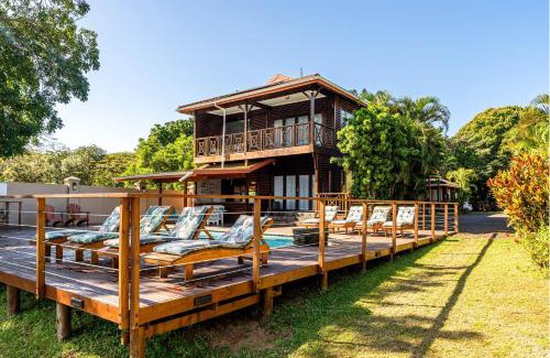 St. Lucia Ski Chalet | Sunset Lodge