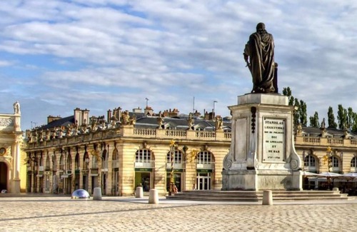 Saint Nicolas - Charles III - Ville vieille - Trois Maisons - Leopold Apartment | Sunset Lovers - WiFi - Netflix - Cosy atmosphere