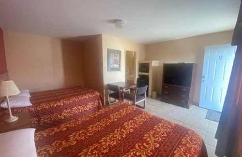 Alice Hotel | Sunset Motel