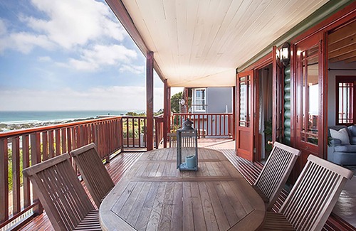 Cape Peninsula House | Sunset on Mountainrise with exquisite sea and mountain views