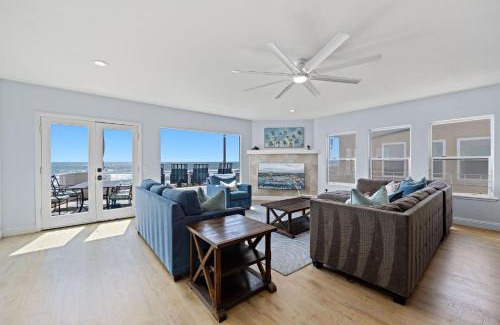 Townsite House | Sunset On The Strand