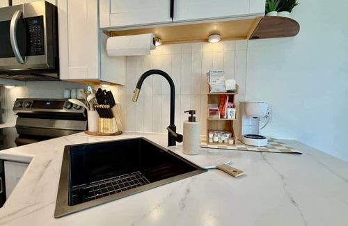 Sterling House | Sunset Sanctuary Bungalow