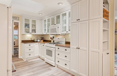 Jekyll Island House | Sunset views~Marsh trails~Bikes~Dedicated work space~Room for guests