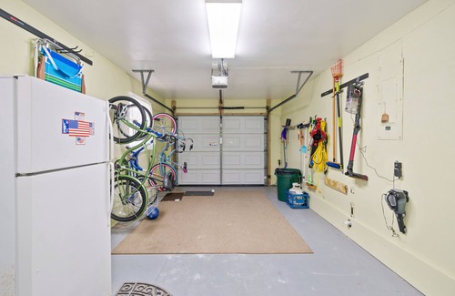 Jekyll Island House | Sunset views~Marsh trails~Bikes~Dedicated work space~Room for guests
