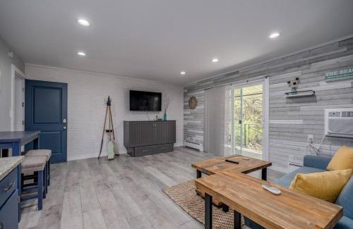 Bridgman House | Sunset Villa B6