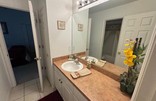 Cumbrian Lakes House | Sunset Villa – Your Gateway to a Magical Florida Vacation!