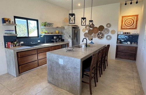 La Ventana House | Sunset Villas - Casita Nopal | Rooftop Haven with Fire Table