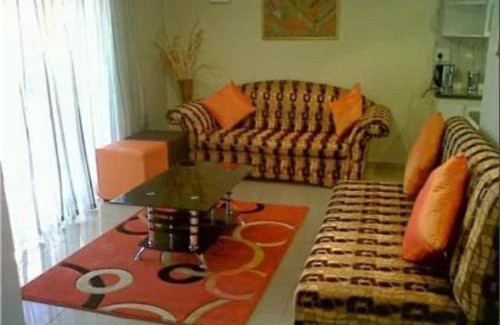 Greater Johannesburg Metropolitan Area Apartment | SunSet West Self Catering Maraisburg Roodepoort