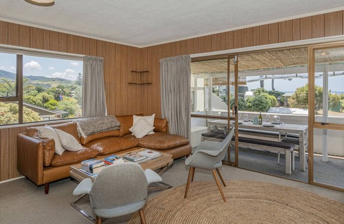 Whangapoua House | Sunsets and Surf at Whangapoua - Whangapoua Home
