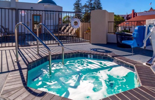 Coronado Hotel | Sunsets Views & Coastal Breezes | Kitchenette | Outdoor Spa Tub