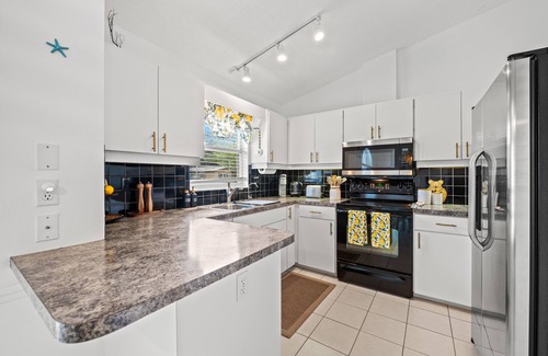 Sarasota Springs House | Sunshine beautiful house 3bed/2bath ,vacation rental