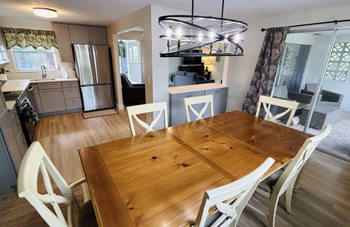 Sarasota Springs House | Sunshine Haven: Relax and Unwind