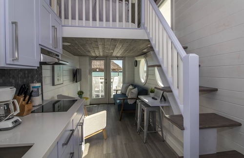 Big Pine Key House | Sunshine Key RV Resort & Marina