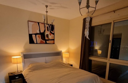 Al Riffa Apartment | Sunshine Lagoon View Large Balcony - 5m from beach!