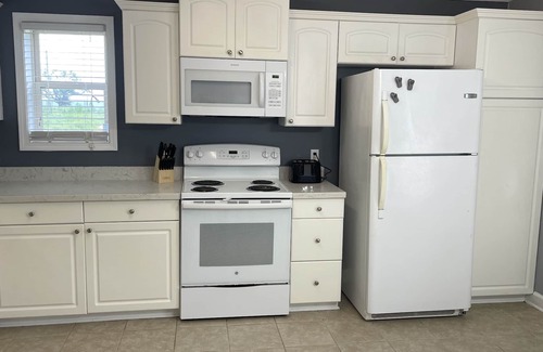 Mississippi City House | Sunshine On the Beach - Gulfport, Mississippi