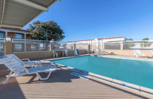 Abilene Hotel | Super 8 by Wyndham Abilene North