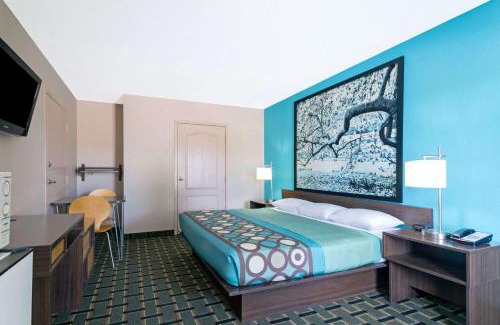 Brunswick Hotel | Super 8 by Wyndham Brunswick South I-95