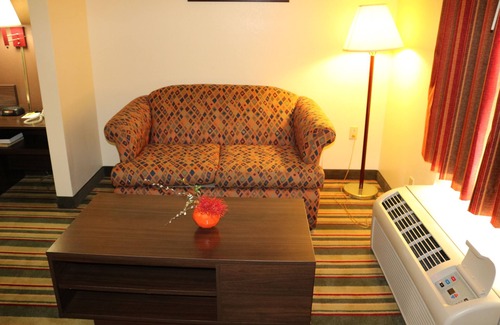 Dublin Hotel | Super 8 by Wyndham Dublin