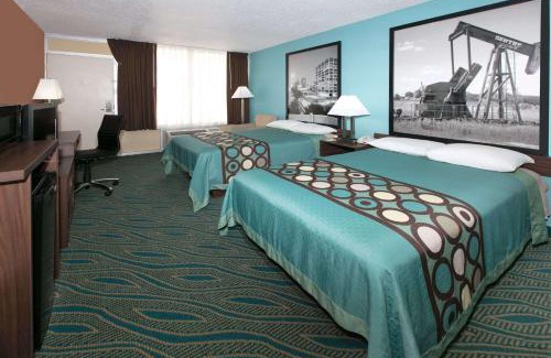 Duncan Hotel | Super 8 by Wyndham Duncan
