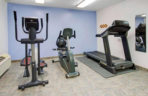 Fort Collins Hotel | Super 8 by Wyndham Fort Collins