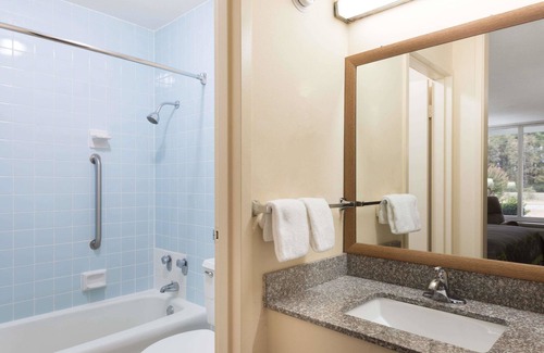 Hope Hotel | Super 8 by Wyndham Hope