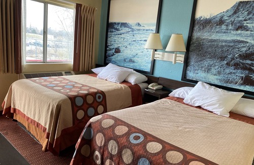 Midwest City Hotel | Super 8 by Wyndham Midwest City OK