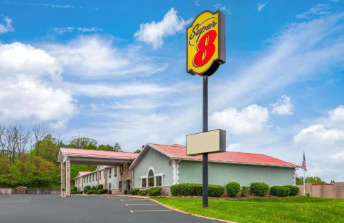 Mount Vernon Hotel | Super 8 by Wyndham Mt. Vernon