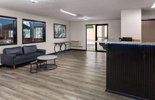 Mount Vernon Hotel | Super 8 by Wyndham Mt. Vernon