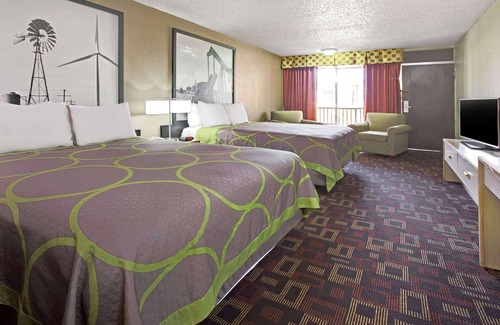 Norman Hotel | Super 8 by Wyndham Norman