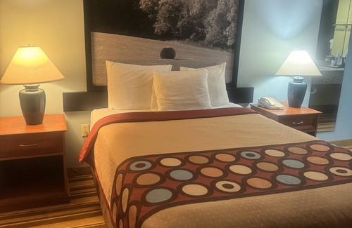 Sparta Hotel | Super 8 by Wyndham Sparta