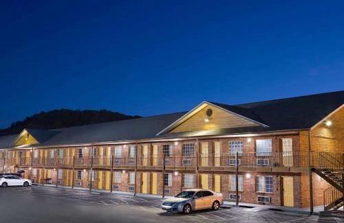 Whites Creek Hotel | Super 8 by Wyndham Whites Creek/Nashville NW Area