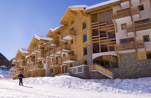 Les Orres Condo | Super appart confortable ! au pied des pistes