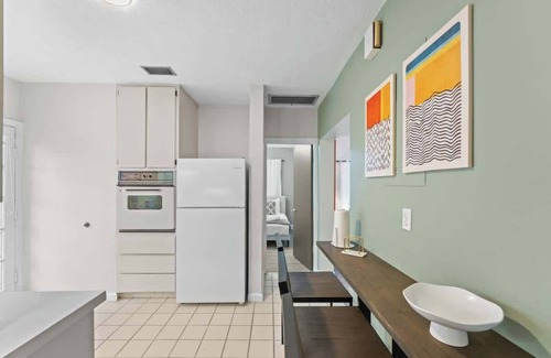 Historic Downtown Kissimmee House | SUPER BOHO - Lake Toho Timeless Charm