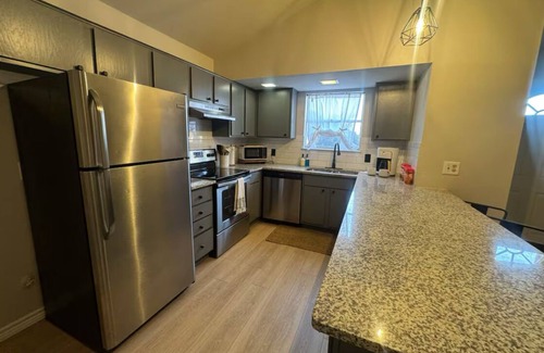 Fort Worth House | Super cute,2 bed2 bath, TCU Dickies,Cultural District,& close to all Hospitals