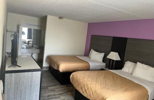 Tillmans Corner Hotel | Super Inn