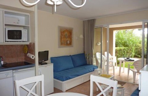 Les Issambres Apartment | Super T2 in Issambres 5 beds loggia & Private garden with sea view swimming pool tennis