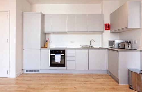 Manchester Apartment | Superb 2Bed/2Bath 5min walk to Victoria Station