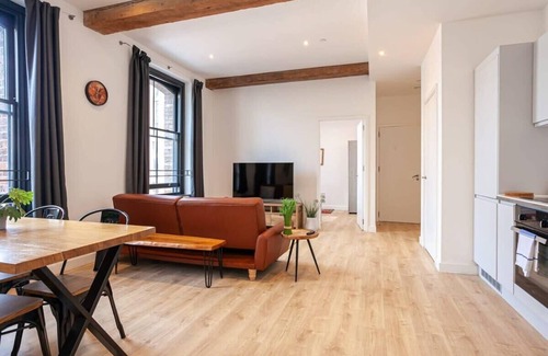 Manchester Apartment | Superb 2Bed/2Bath 5min walk to Victoria Station